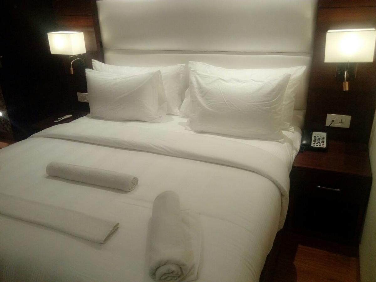 The Grand Parisian Hotel Delhi  Ngoại thất bức ảnh