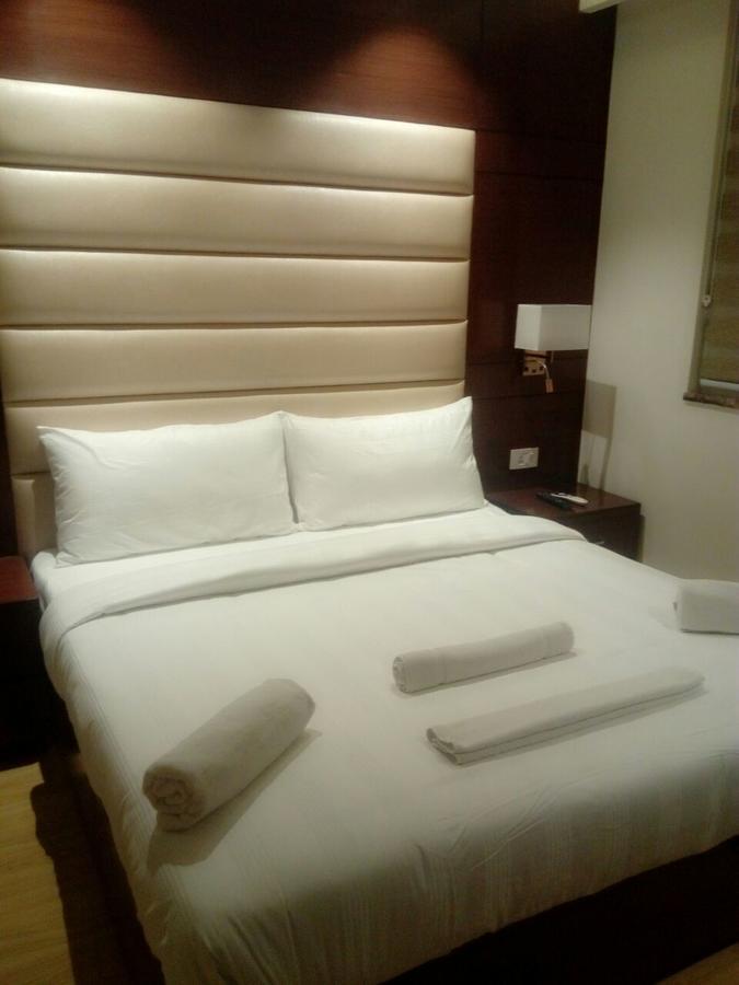 The Grand Parisian Hotel Delhi  Ngoại thất bức ảnh