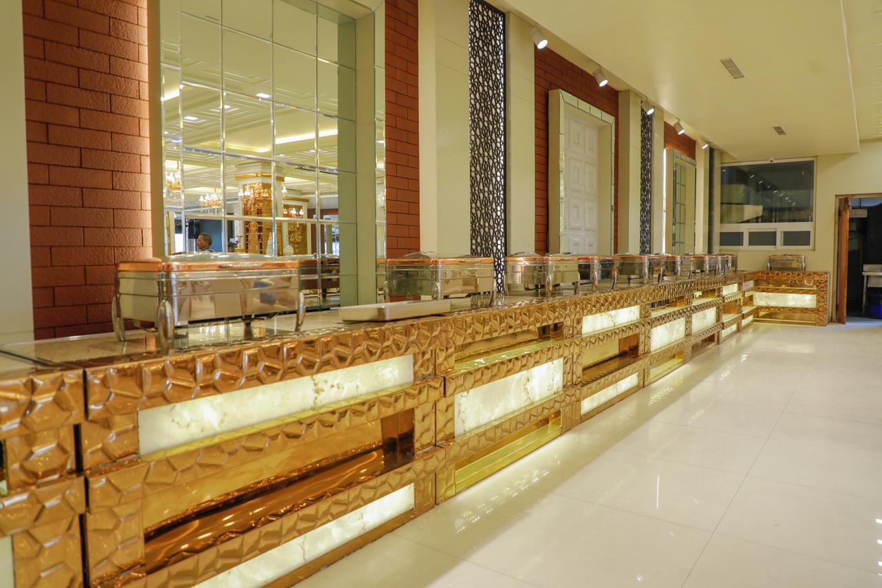 The Grand Parisian Hotel Delhi  Ngoại thất bức ảnh
