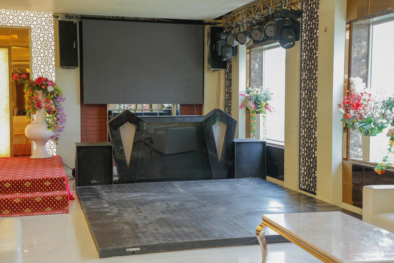 The Grand Parisian Hotel Delhi  Ngoại thất bức ảnh