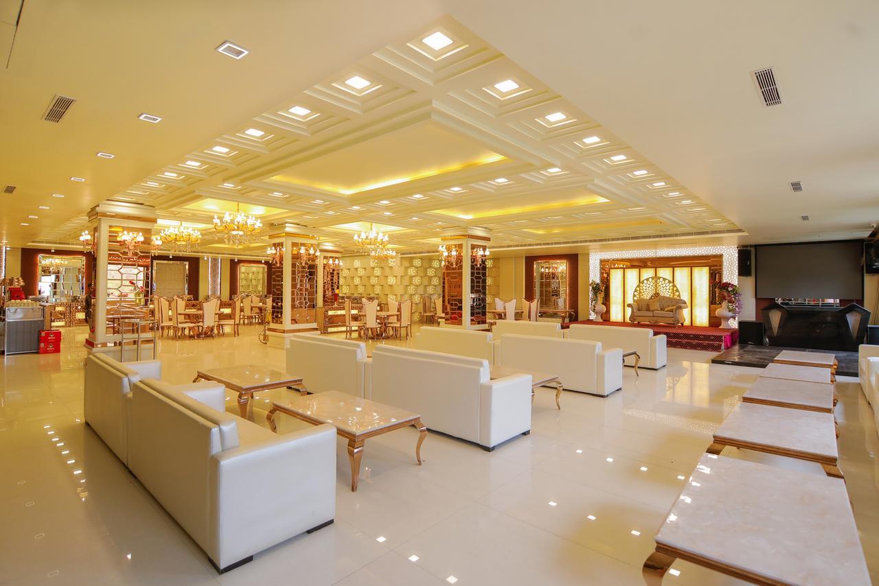 The Grand Parisian Hotel Delhi  Ngoại thất bức ảnh