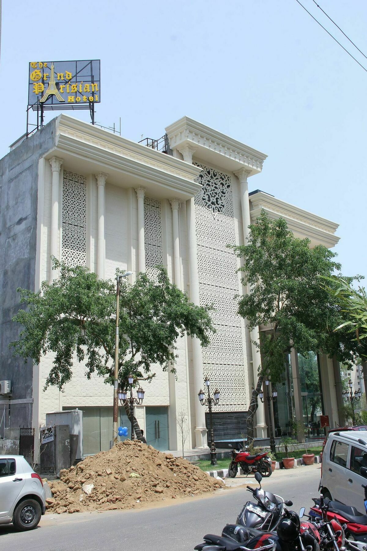 The Grand Parisian Hotel Delhi  Ngoại thất bức ảnh